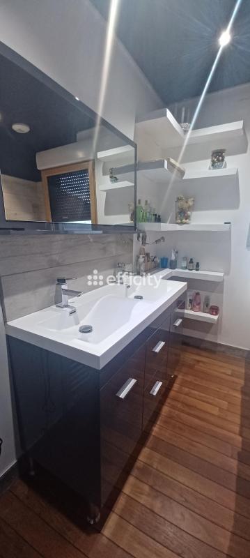 Maison - 82 m² - 5 pièces