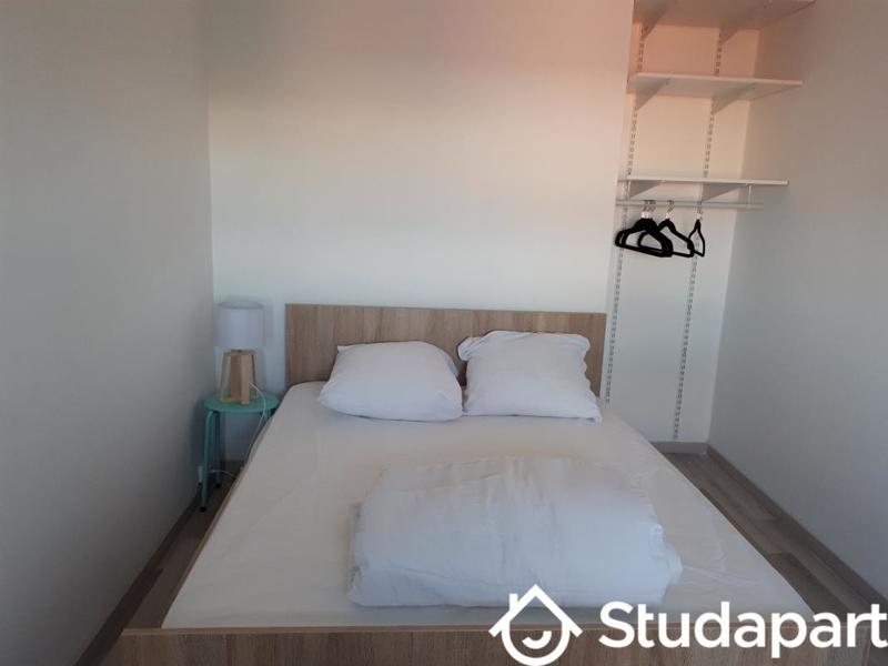 Chambre - 12 m² - 1 pièce