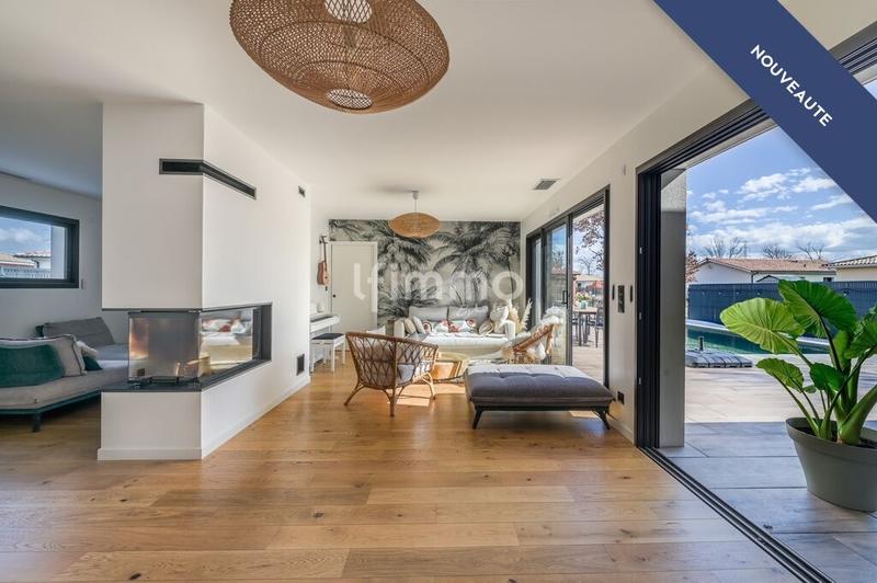 Maison - 193 m² - 6 pièces