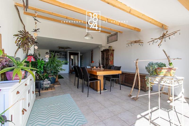 Maison - 135 m² - 6 pièces