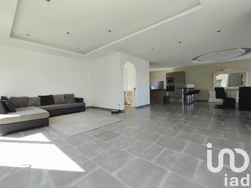 Maison - 147 m² - 5 pièces