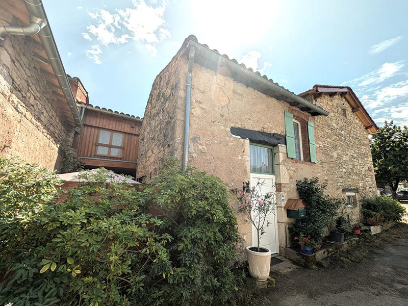 Maison - 203 m² - 6 pièces