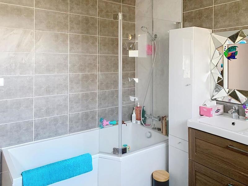 Maison - 95 m² - 4 pièces