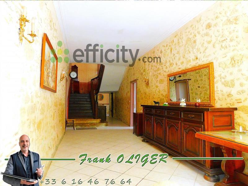 Demeure - 517 m² - 16 pièces