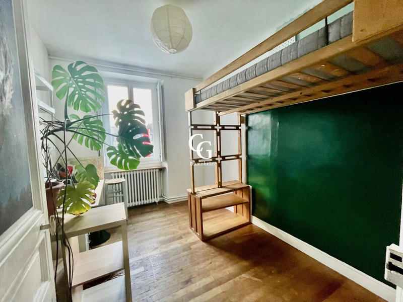 Duplex - 162 m² - 8 pièces