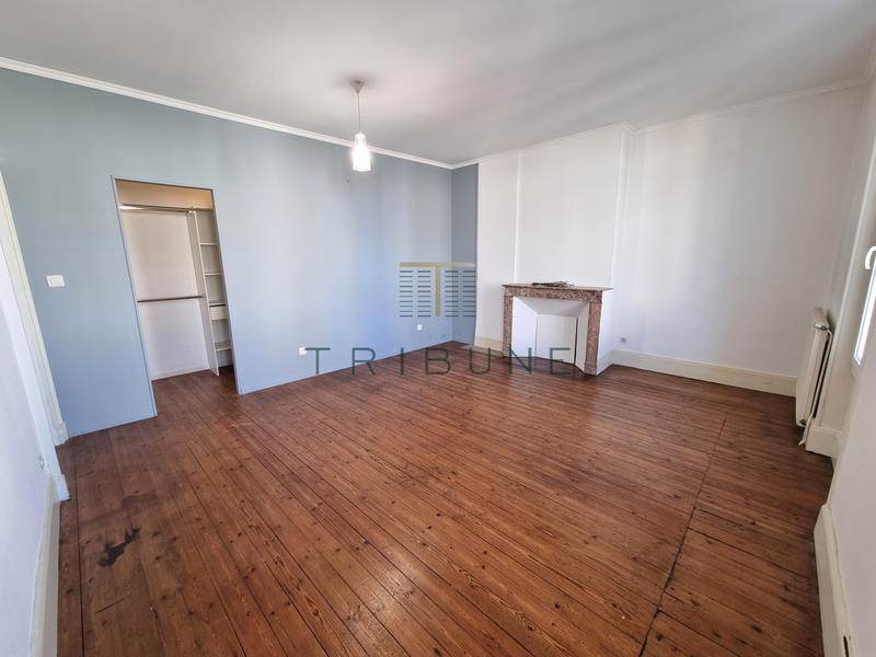 Maison - 292 m² - 10 pièces