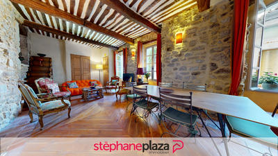 Maison - 463 m² - 11 pièces