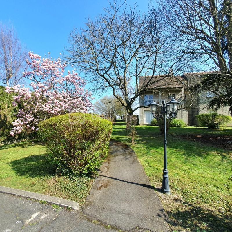 Studio - 28 m² - 1 pièce