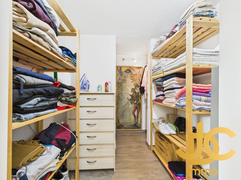 Maison - 194 m² - 7 pièces