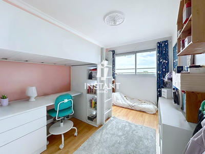 Appartement - 100 m² - 5 pièces