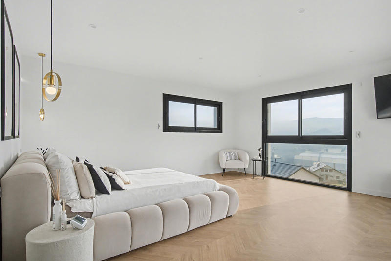 Maison - 182 m² - 6 pièces