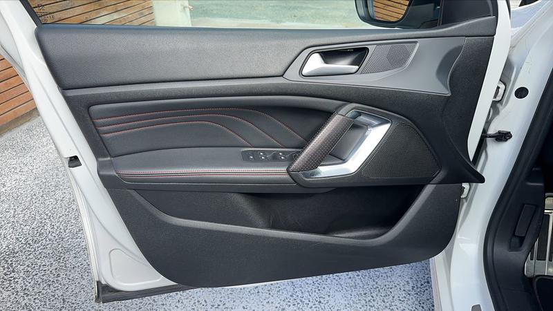 Peugeot 308 II 1.2 PureTech 130 Eat8 Gt Line