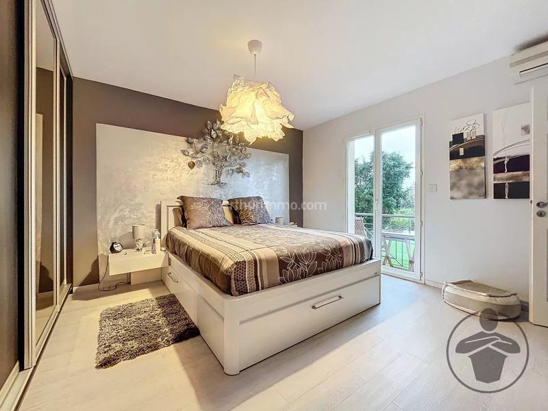 Maison - 178 m² - 6 pièces