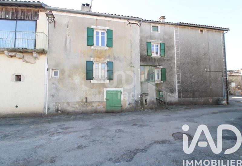 Maison de village - 95 m² - 4 pièces