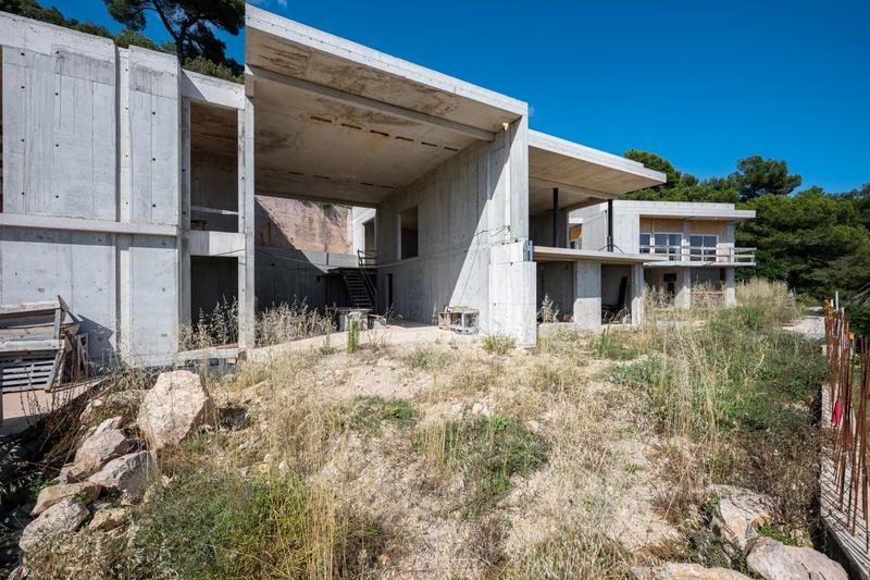 Villa - 1 000 m² - 20 pièces