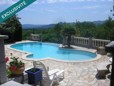 Maison - 155 m² - 4 pièces