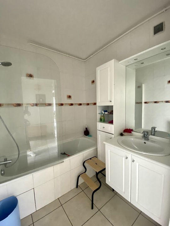 Appartement - 87 m² - 5 pièces