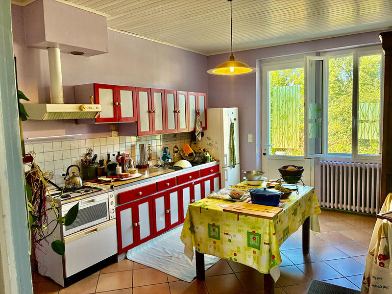 Maison - 218 m² - 6 pièces