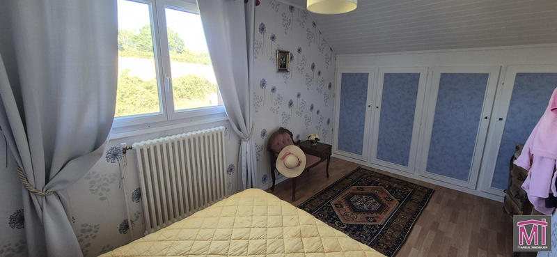 Maison traditionnelle - 113 m² - 6 pièces