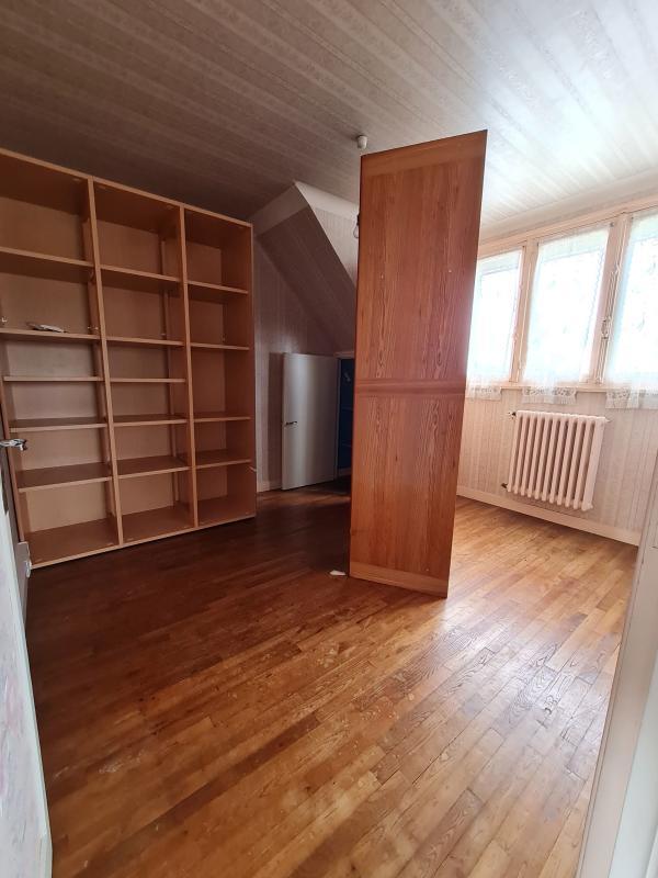 Maison - 137 m² - 7 pièces