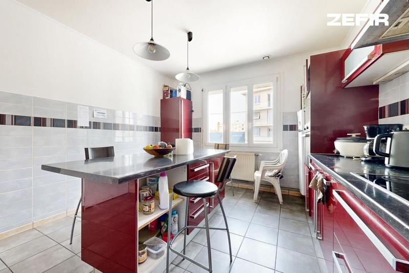 Maison - 177 m² - 2 pièces