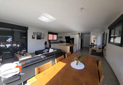 Maison - 150 m² - 6 pièces