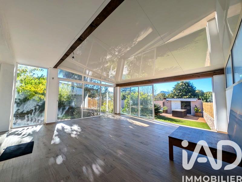 Maison - 105 m² - 4 pièces