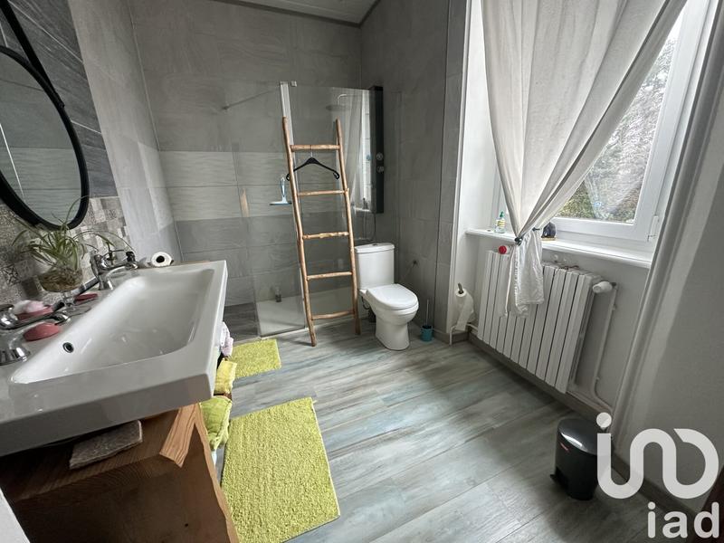 Maison - 127 m² - 8 pièces