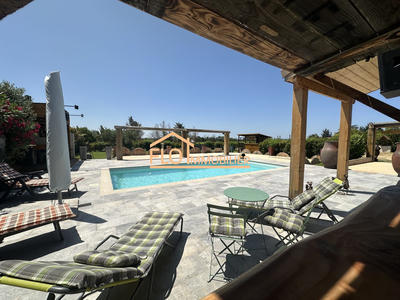 Maison - 188 m² - 4 pièces