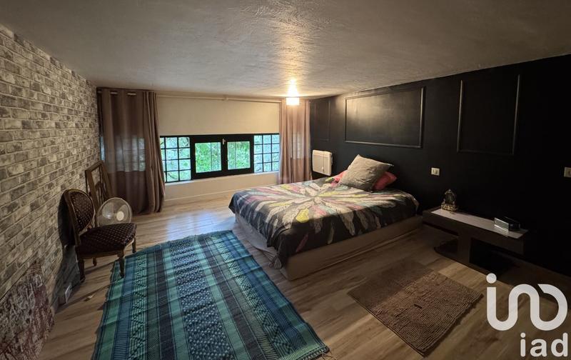 Loft - 180 m² - 4 pièces