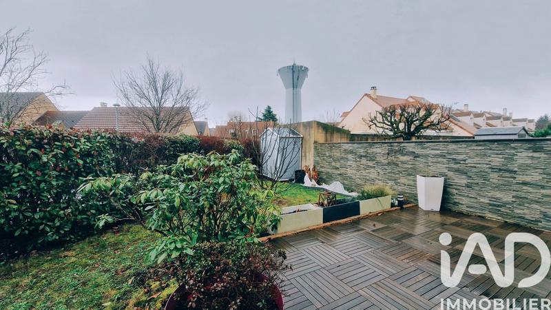 Maison - 99 m² - 5 pièces