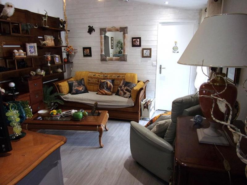 Maison - 230 m² - 12 pièces