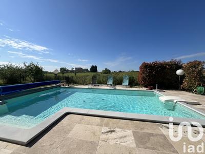 Maison - 200 m² - 5 pièces