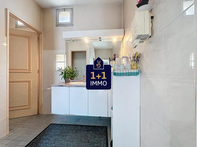 Local d'activités - 164 m² - 5 pièces