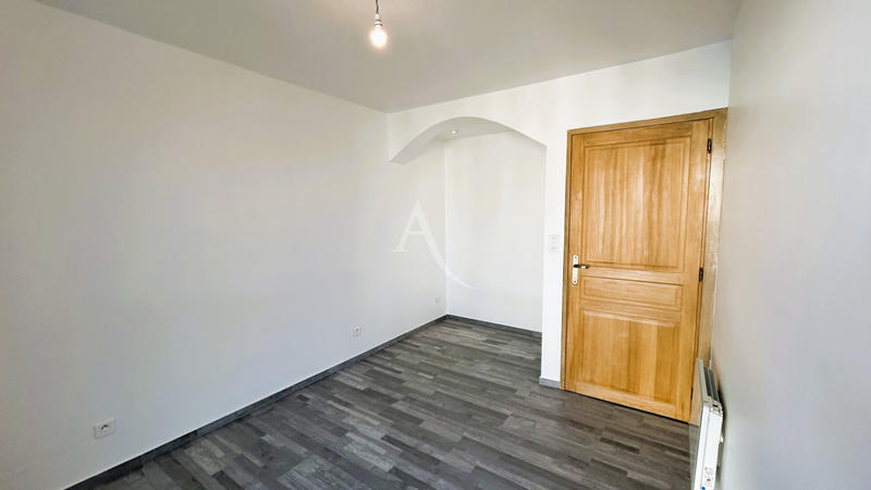 Appartement - 99 m² - 5 pièces