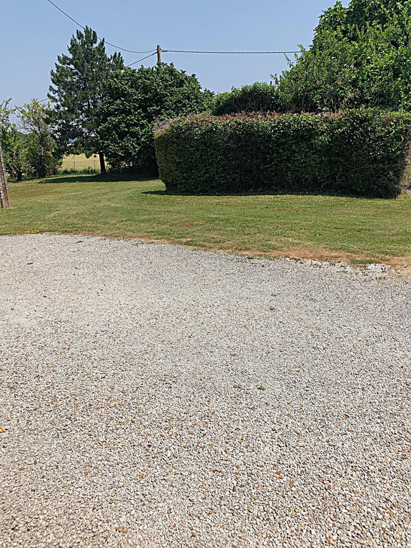 Maison en pierre - 181 m² - 7 pièces