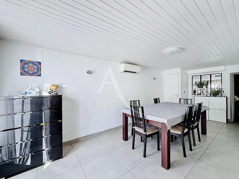 Maison - 107 m² - 6 pièces