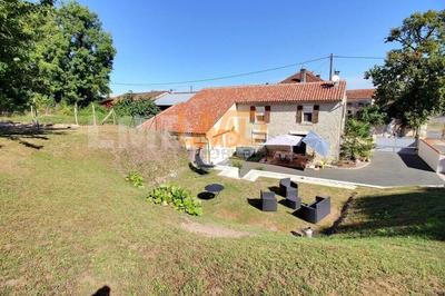 Maison de village - 96 m² - 4 pièces