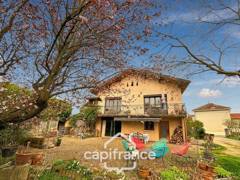 Maison - 88 m² - 6 pièces