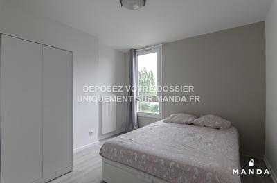 Chambre - 14 m² - 5 pièces