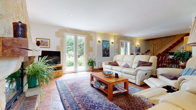 Maison traditionnelle - 140 m² - 5 pièces