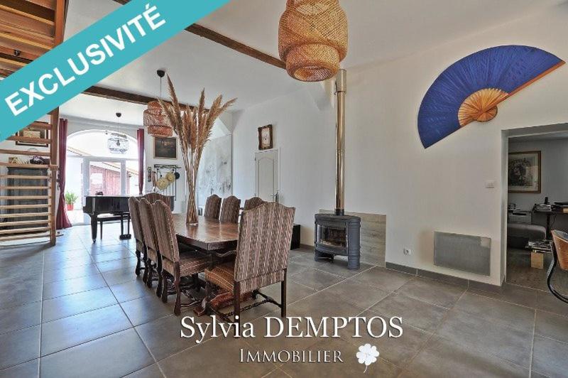 Maison - 350 m² - 10 pièces