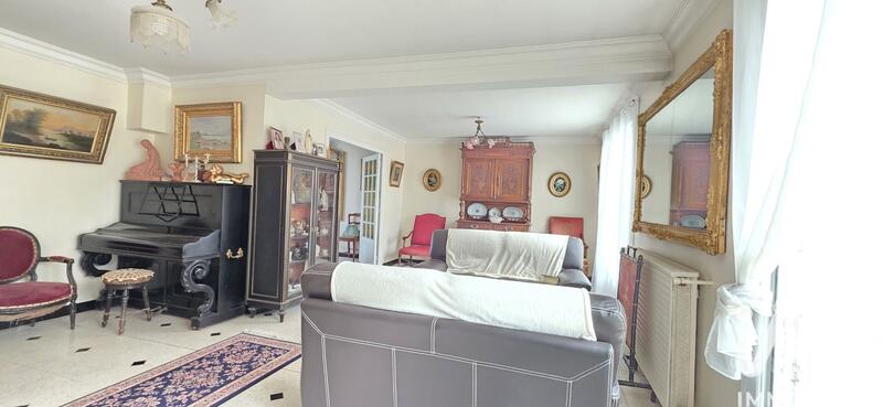 Maison - 170 m² - 8 pièces