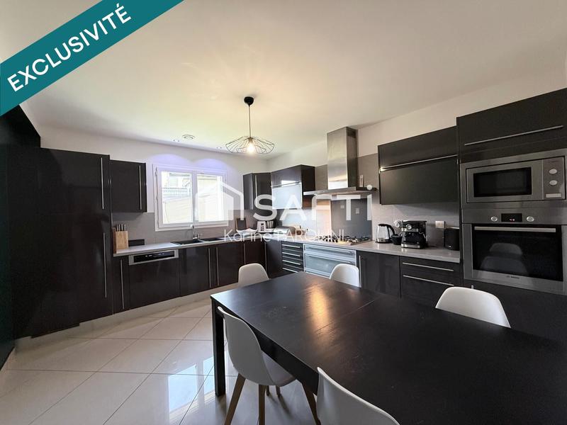 Villa - 167 m² - 6 pièces