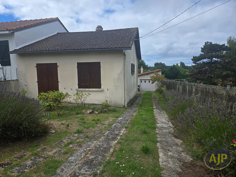 Maison - 64 m² - 3 pièces