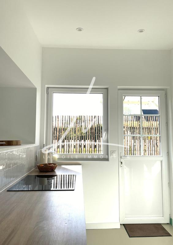 Maison ancienne - 161 m² - 8 pièces