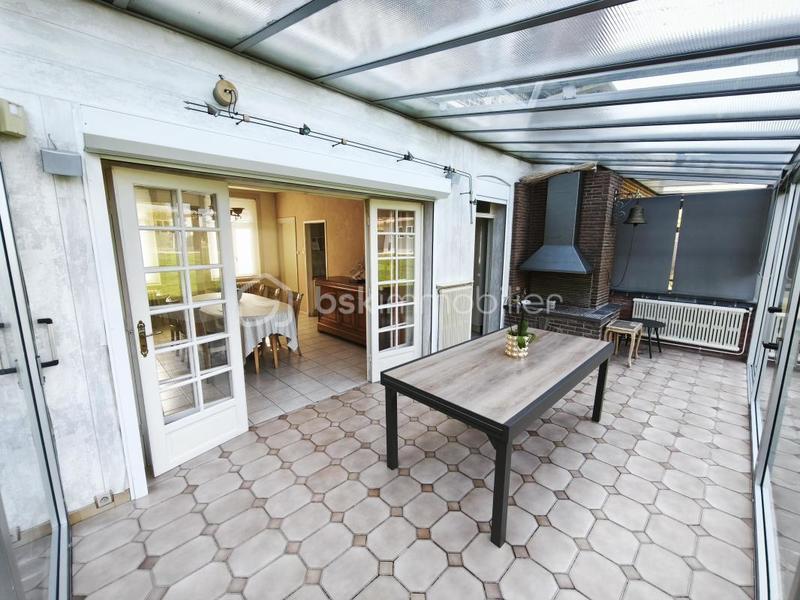 Maison - 177 m² - 6 pièces