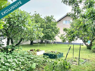 Maison - 178 m² - 7 pièces