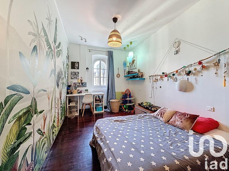 Appartement - 140 m² - 5 pièces