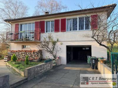 Maison - 80 m² - 5 pièces